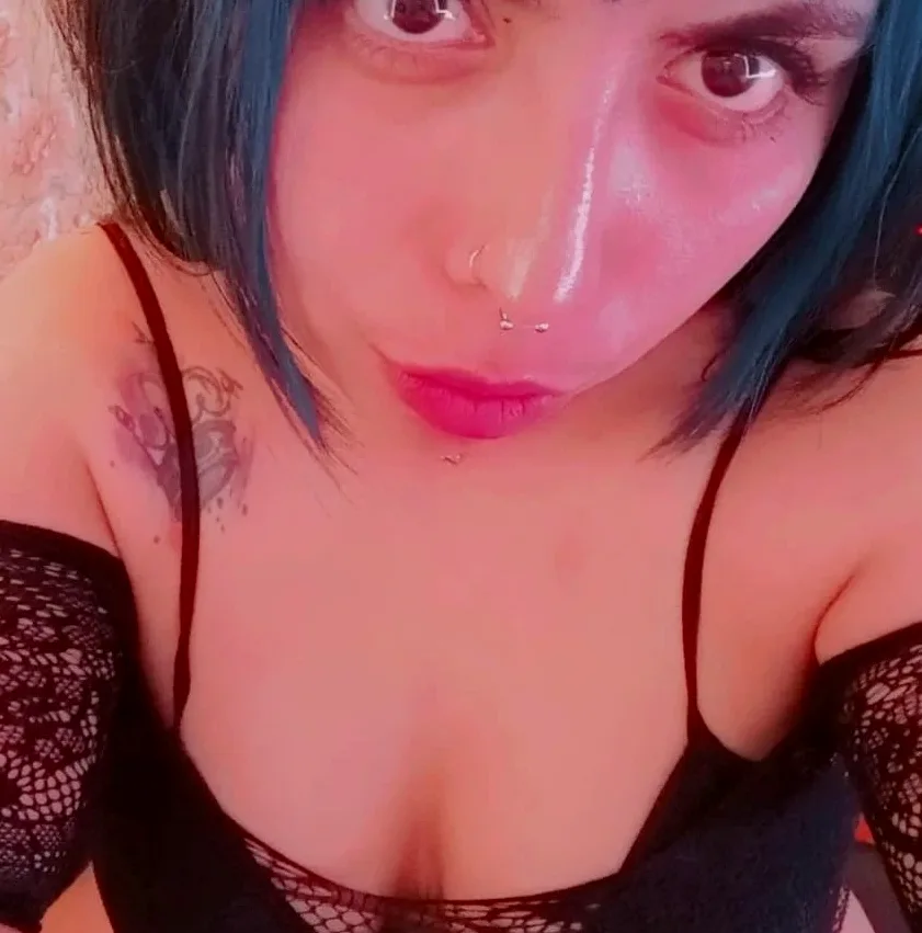 Signe, 30