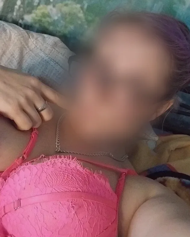Zeynep, 30